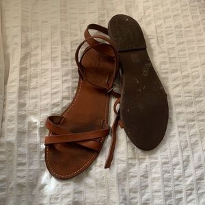 madewell strapy sandal